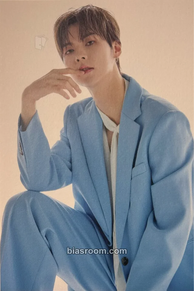WAKER - Leo - 1ST GLOBAL OFFICIAL FANCLUB KIT WAKER HOUSE Other postcard fanclub/membership item set