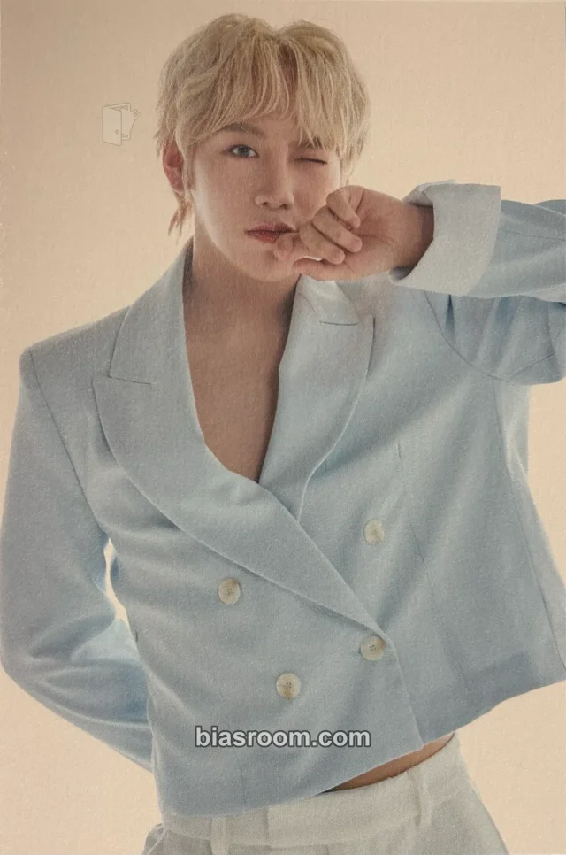 WAKER - Sebum - 1ST GLOBAL OFFICIAL FANCLUB KIT WAKER HOUSE Other postcard fanclub/membership item set