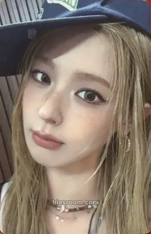 i-dle - Miyeon - We made Album tower records japan pob (pre-order benefit)