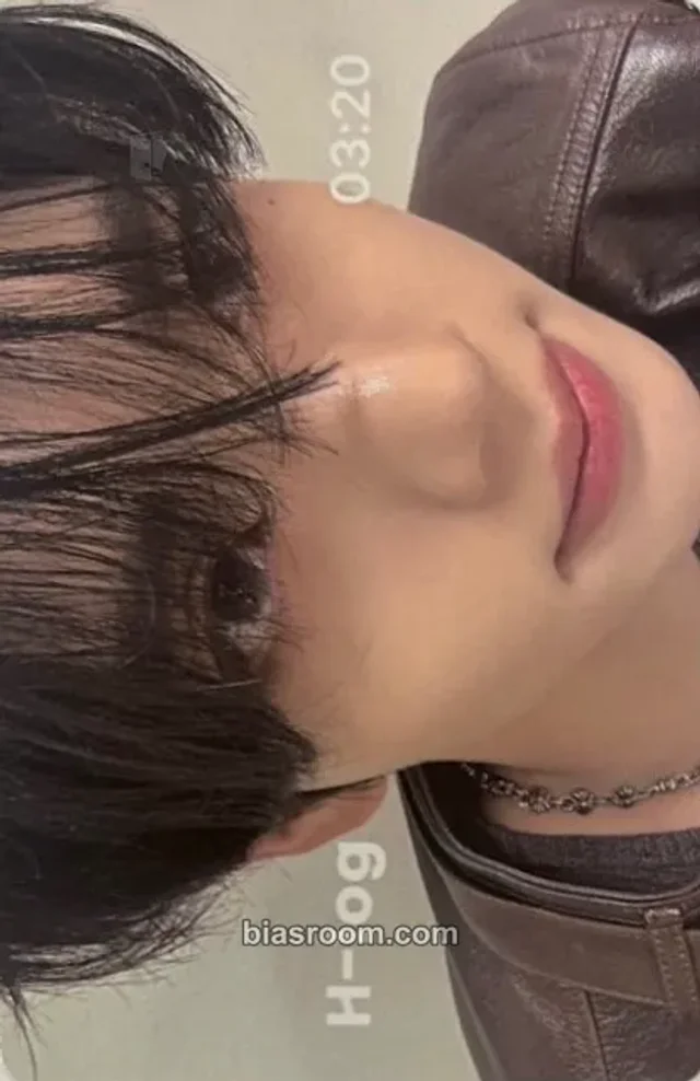 AND2BLE - Yujin - Sequence 01: Curiosity Album m2u round 2 video call (fancall)