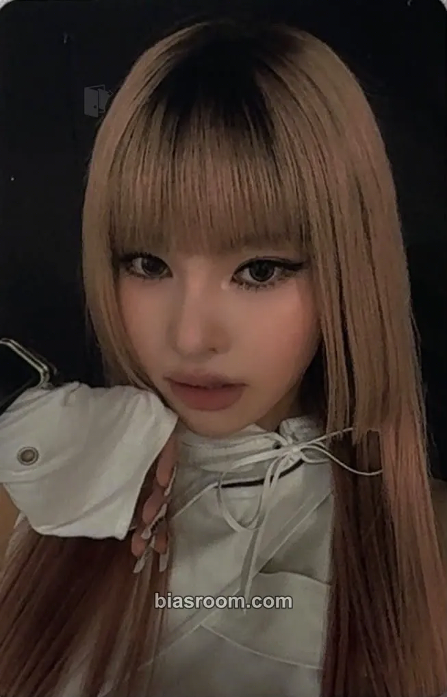 Chenyu MAYnia Arrive - 1st Fanmeeting Photocard - A2O May - A2O May K-pop photocard
