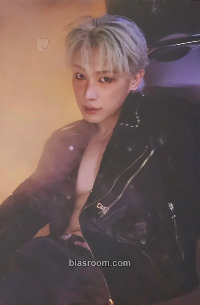 Wonho - Wonho - CORE Album album inclusion photo print crack version
