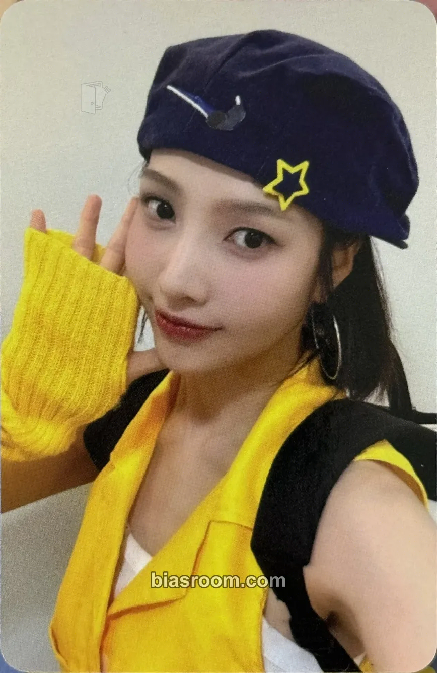 Joy Velvet Summer Photocard - Red Velvet - Red Velvet K-pop photocard