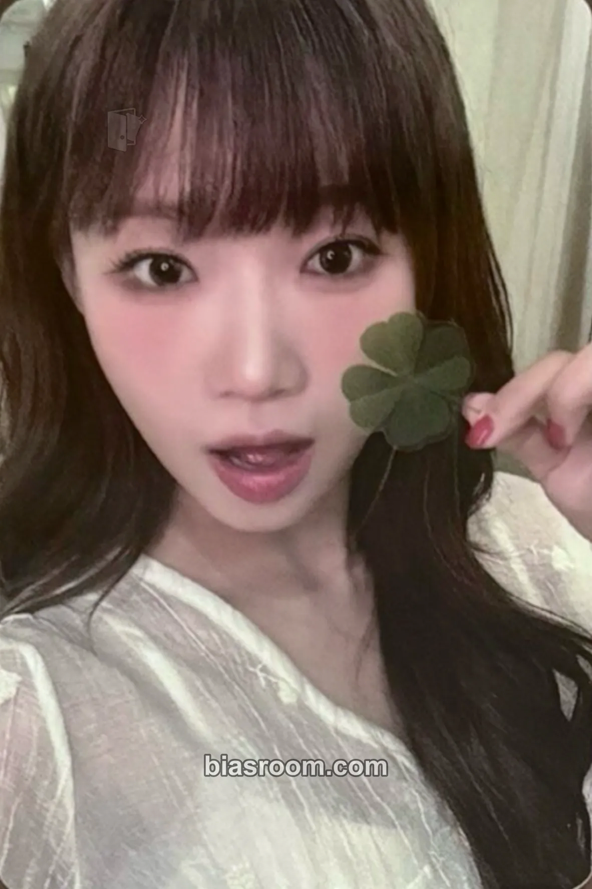 Choi Yoojung Perfect Target Photocard - Choi Yoojung K-pop photocard