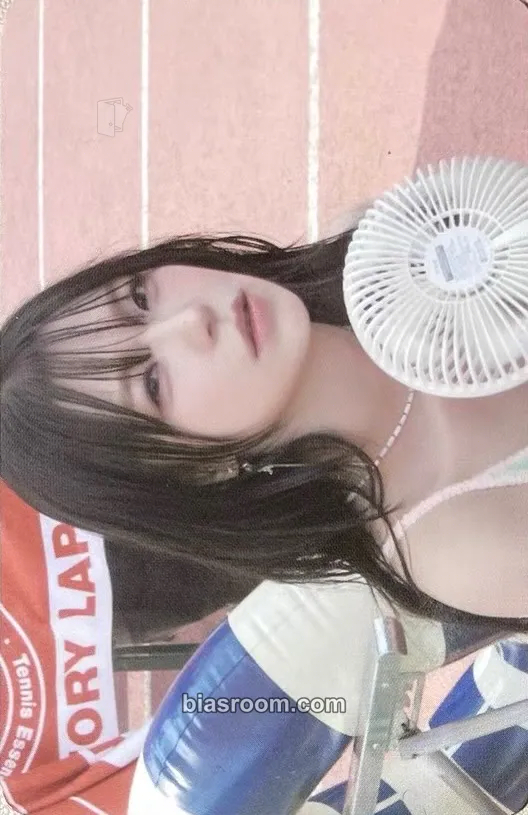 Jiheon Glow ME Photocard - fromis_9 - fromis_9 K-pop photocard
