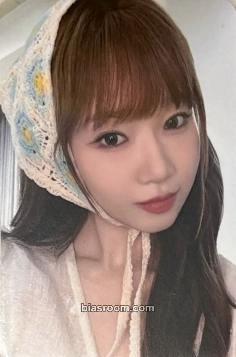 Choi Yoojung Perfect Target Photocard - Choi Yoojung K-pop photocard