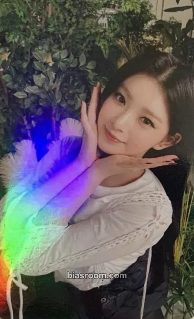 EVERGLOW - Yiren - Last Melody Album kmstation video call (fancall) holographic (hologram)