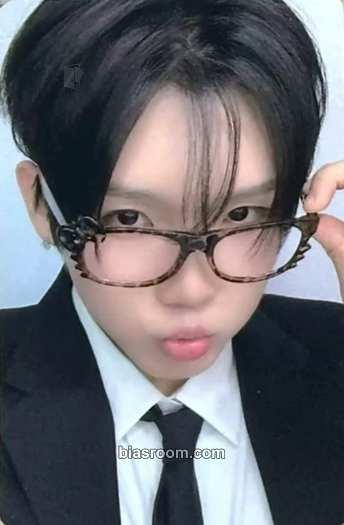 Xue Suren 1. Got Hooked: An Addictive Symphony Photocard - MODYSSEY - MODYSSEY K-pop photocard