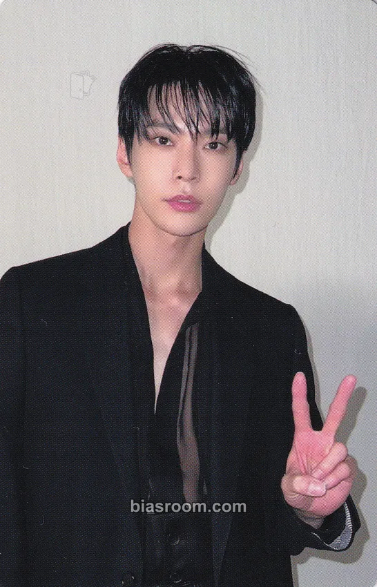 Doyoung Perfume (DJJ unit) Photocard - NCT - NCT K-pop photocard
