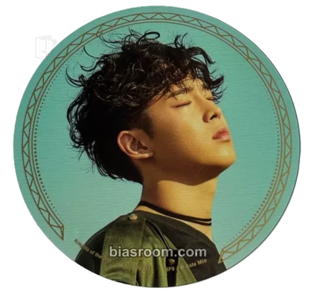 SF9 - Dawon - Knights of the Sun Album album inclusion circle card transparent/translucent