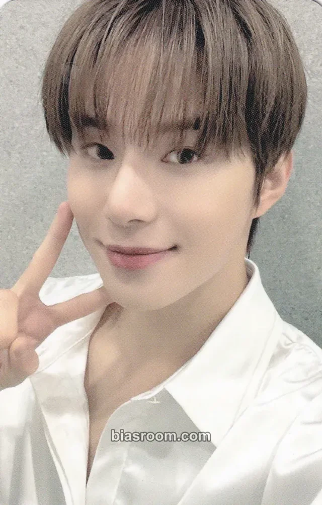 NCT 127 - Jungwoo - Neo City: The UNITY (3rd NCT127 Tour) Event merch photocard