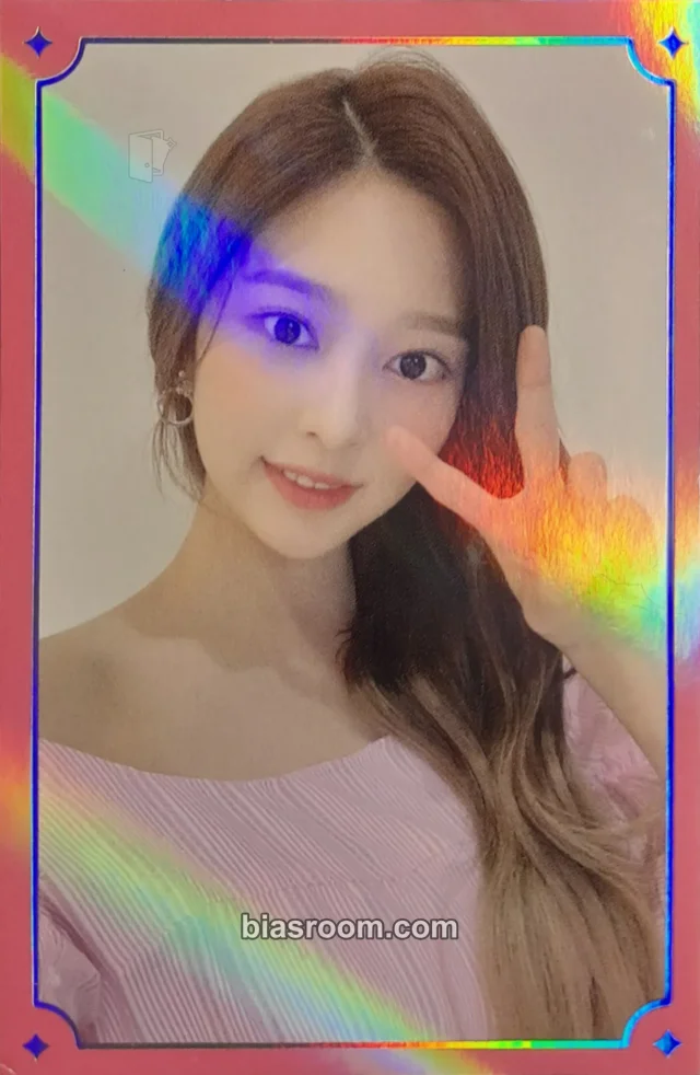 IZ*ONE - Minju - ONEIRIC THEATER Event trading card holographic (hologram)