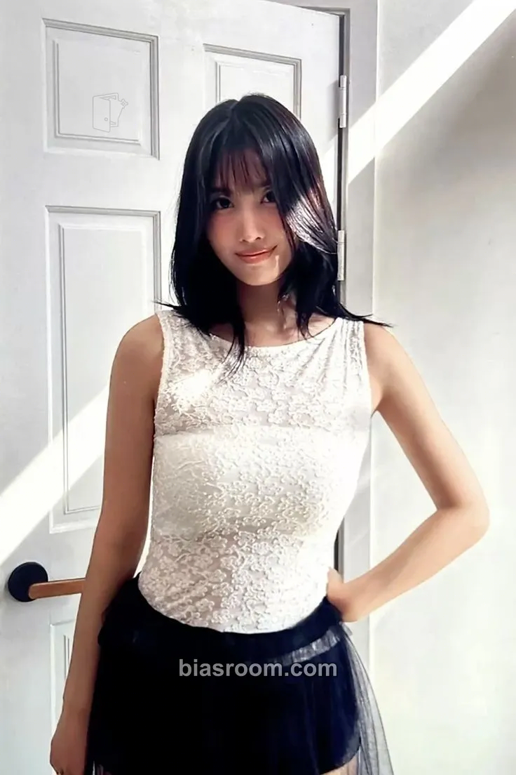 Momo STRATEGY Photocard - TWICE - TWICE K-pop photocard