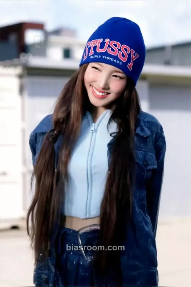TWICE - Nayeon - STRATEGY Album round 3 musicplant (music plant) lucky draw (LD) set benefit photo print