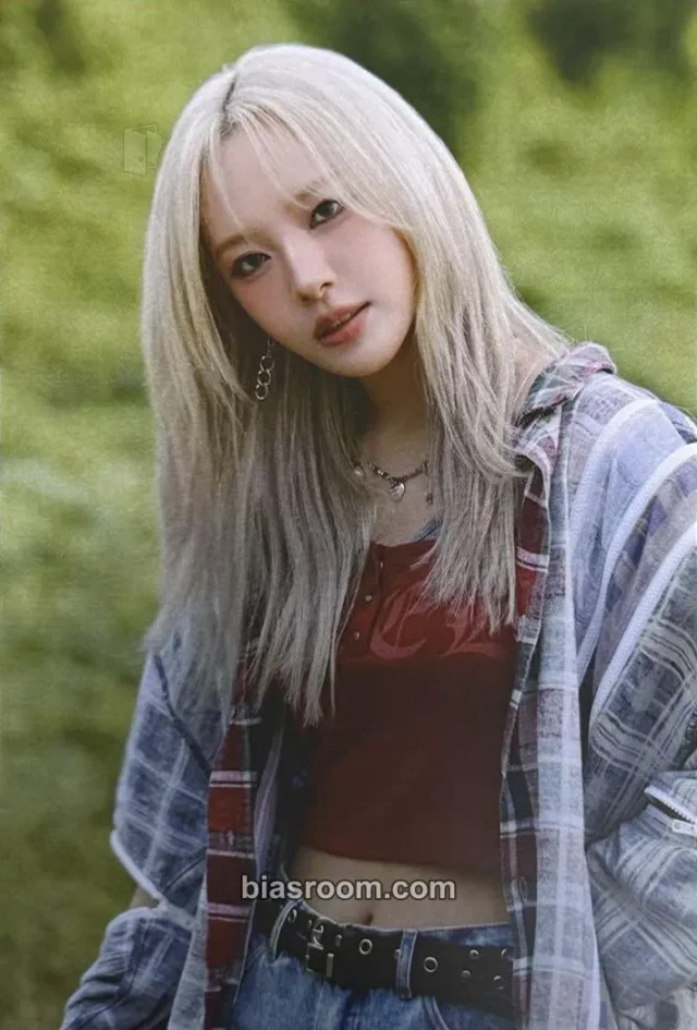 Billlie - Moon Sua - appendix: Of All We Have Lost Album postcard jpfc (japan fanclub) broccoli store video call (fancall) round 1