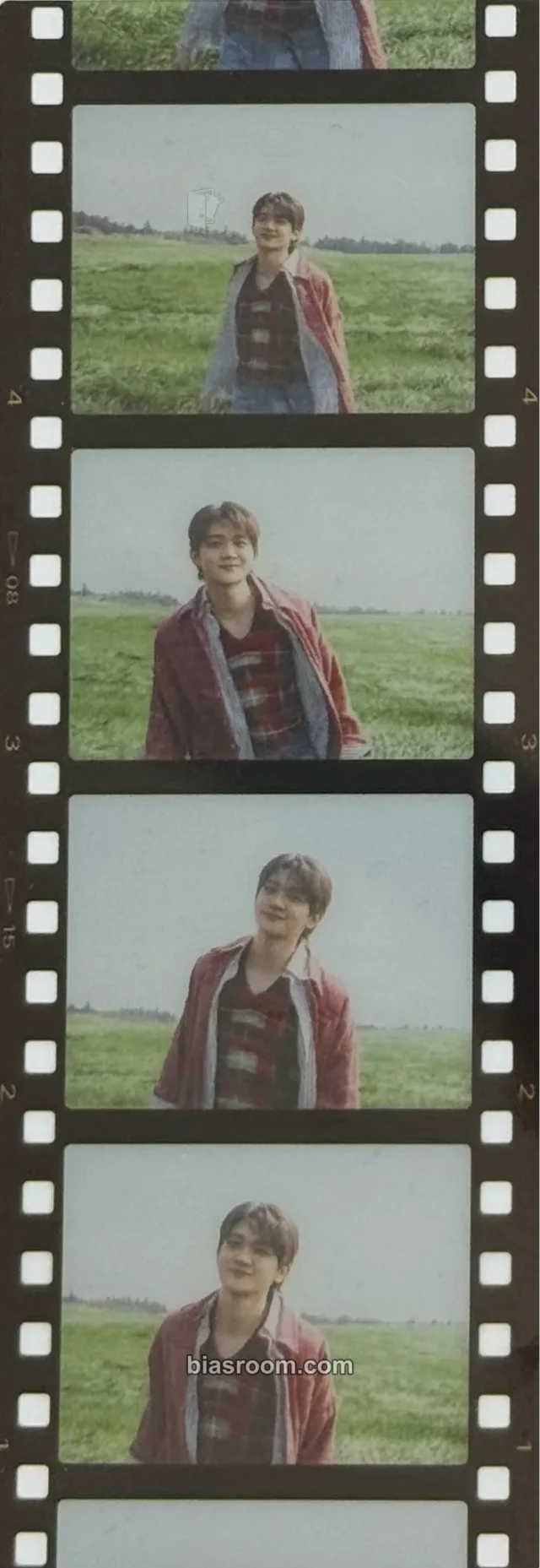 LUCY - Wonsang - Childish Album 4 cut photo album inclusion film strip