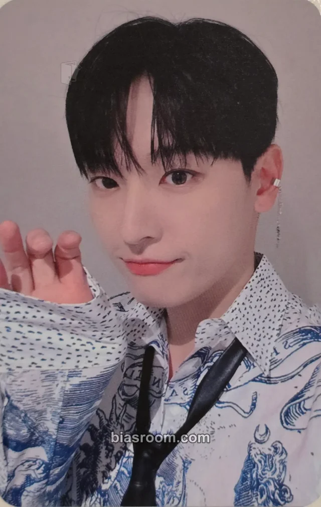 SF9 - Inseong - Sequence Album fansign jump up