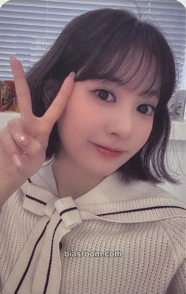 Cherry Bullet - Bora - fromm x cherry bullet Event merch photocard photocard set
