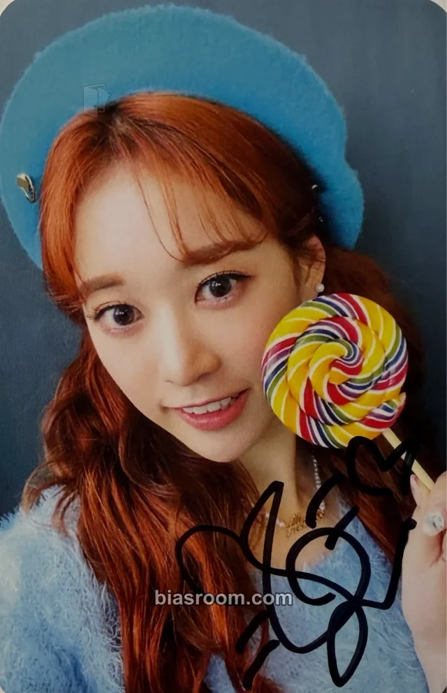 Cherry Bullet - Bora - Cherry Rush Album winner benefit version 4 autographed