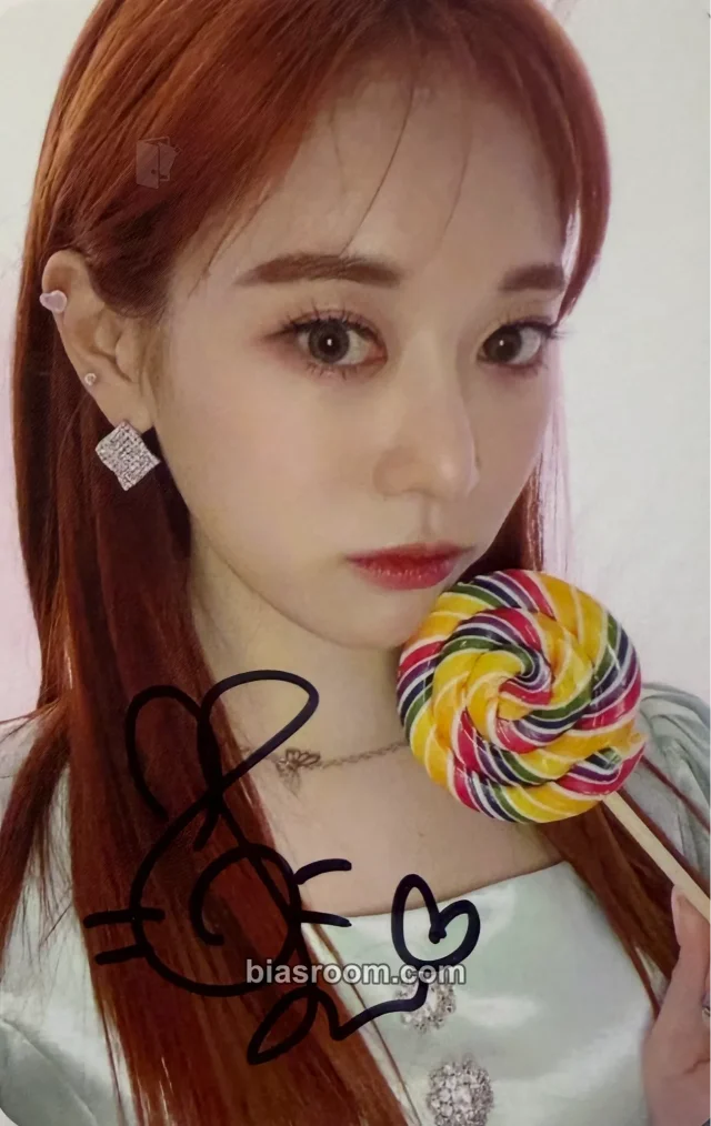 Cherry Bullet - Bora - Cherry Rush Album winner benefit version 1 autographed