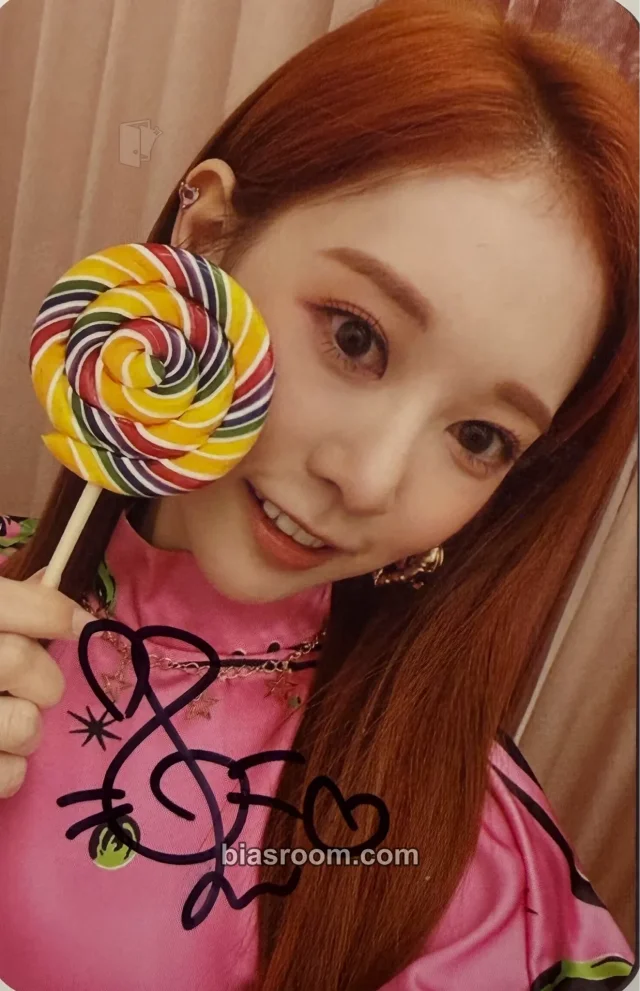 Cherry Bullet - Bora - Cherry Rush Album winner benefit version 2 autographed