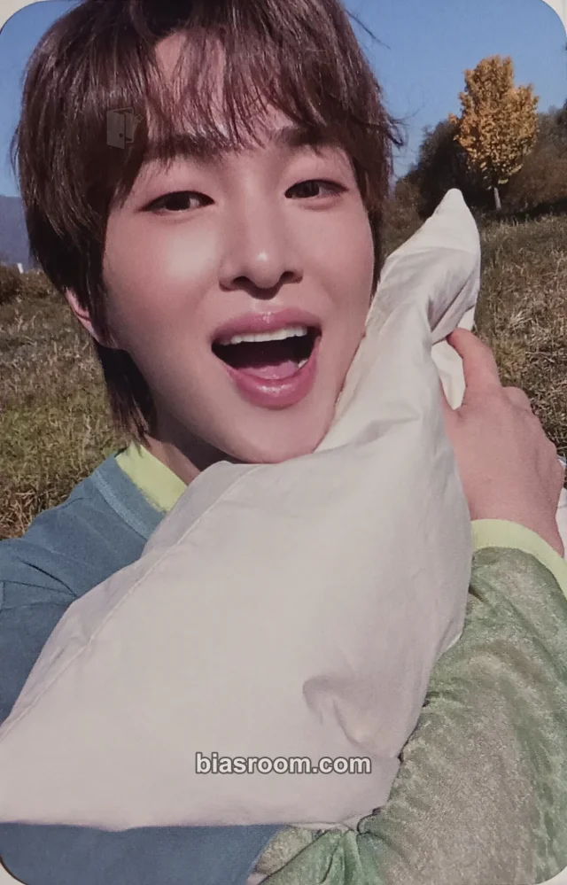 SHINee - Onew - Onew 4th EP CONNECTION Pop-up Cafe Event purchase benefit