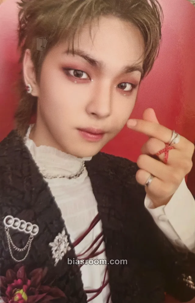 GHOST9 - Kangsung - Arcade : V Album hello82 B version purchase benefit