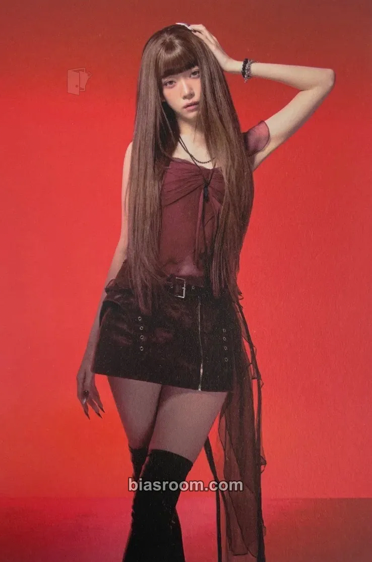 Tsuki The Collective Soul and Unconscious: Chapter Two Photocard - Billlie - Billlie K-pop photocard
