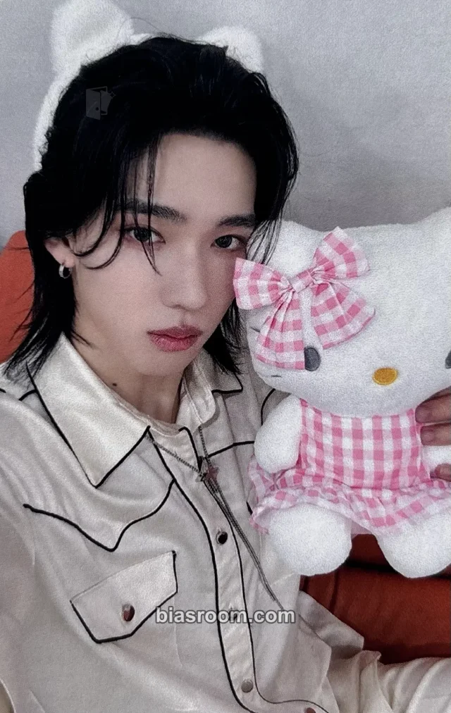 LUN8 - Chael - LOST Album starlike music DIY event fansign sanrio