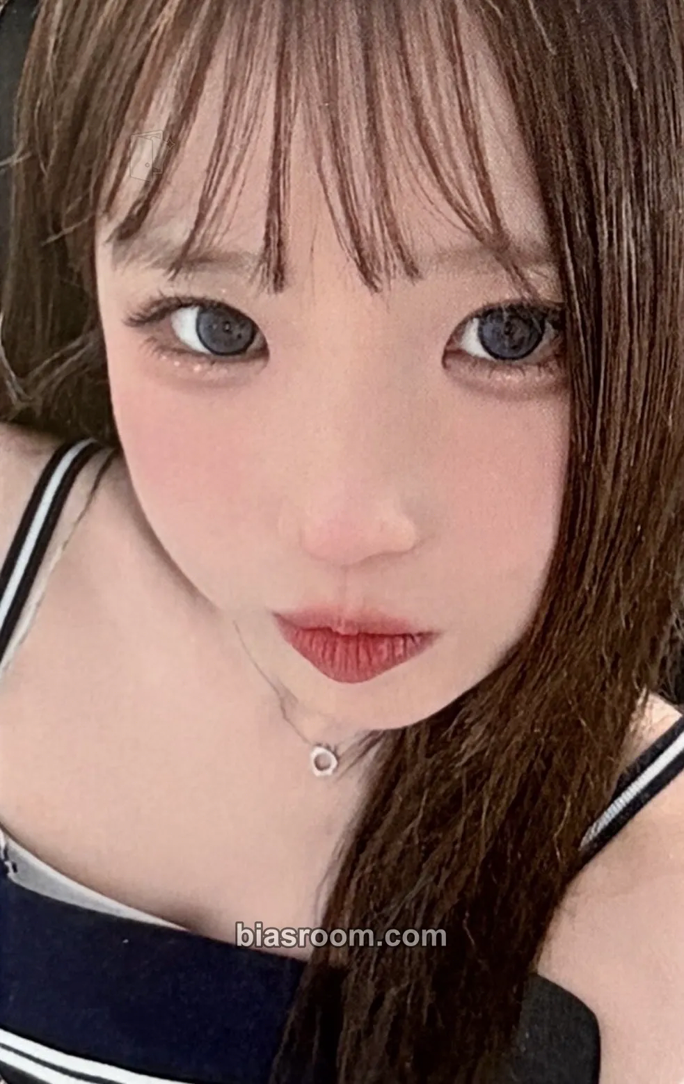 Hayoung Glow ME Photocard - fromis_9 - fromis_9 K-pop photocard
