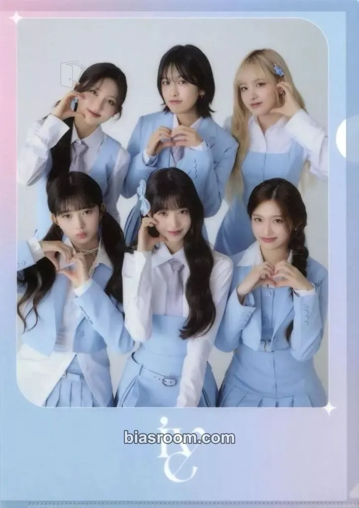 IVE FROM STARSHIP ENTERTAINMENT WITH AMUSE WAFER Photocard - IVE - IVE K-pop photocard