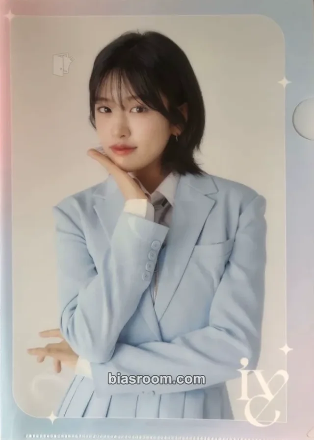 IVE - Yujin - IVE FROM STARSHIP ENTERTAINMENT WITH AMUSE WAFER Other clear file/l-holder transparent/translucent