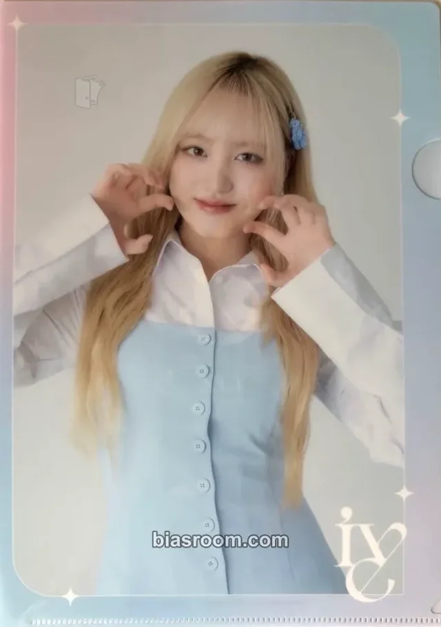 IVE - Liz - IVE FROM STARSHIP ENTERTAINMENT WITH AMUSE WAFER Other clear file/l-holder transparent/translucent