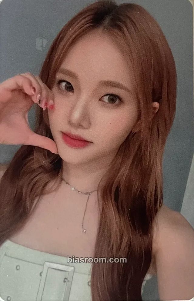 Weeekly - Soojin - Weeekly University Festival: 1st Fanconcert in Japan Event merch photocard photocard set trading card concert