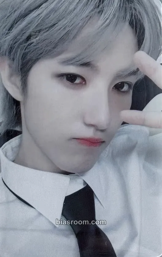 Renjun ISTJ Photocard - NCT DREAM - NCT DREAM K-pop photocard