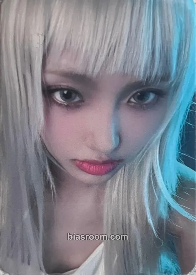 EVERGLOW - Aisha - ZOMBIE Album showcase soundwave