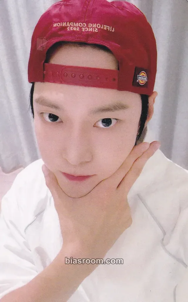 NCT - Doyoung - Soar Album solo album kmstation video call (fancall) polaroid