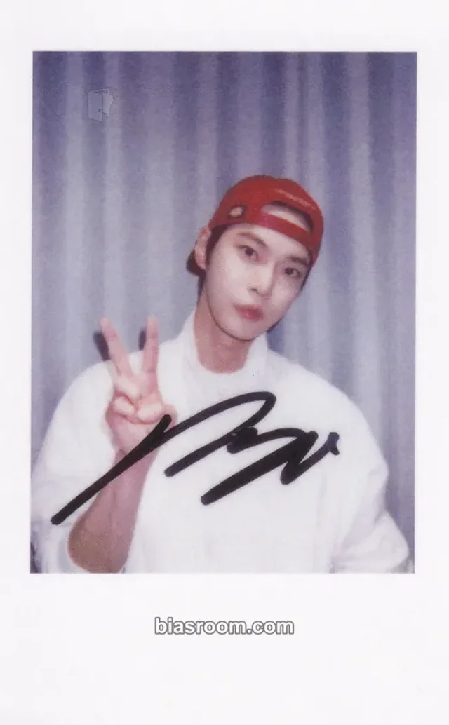 NCT - Doyoung - Soar Album solo album kmstation video call (fancall) polaroid