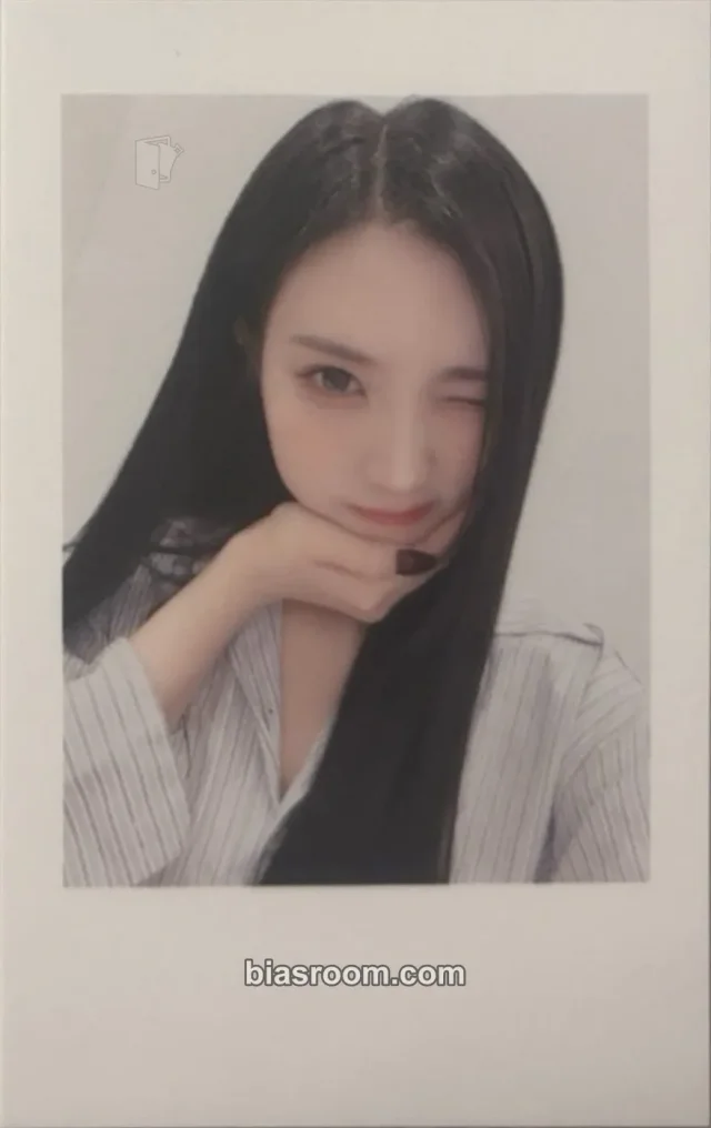 tripleS - Sullin - LOVE&POP pt.1 Album pop-up shanghai purchase benefit polaroid