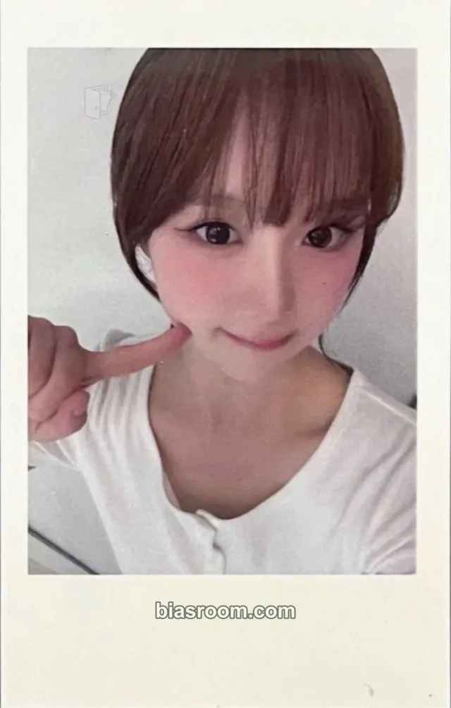 tripleS - Seoah - LOVE&POP pt.1 Album pop-up shanghai purchase benefit polaroid