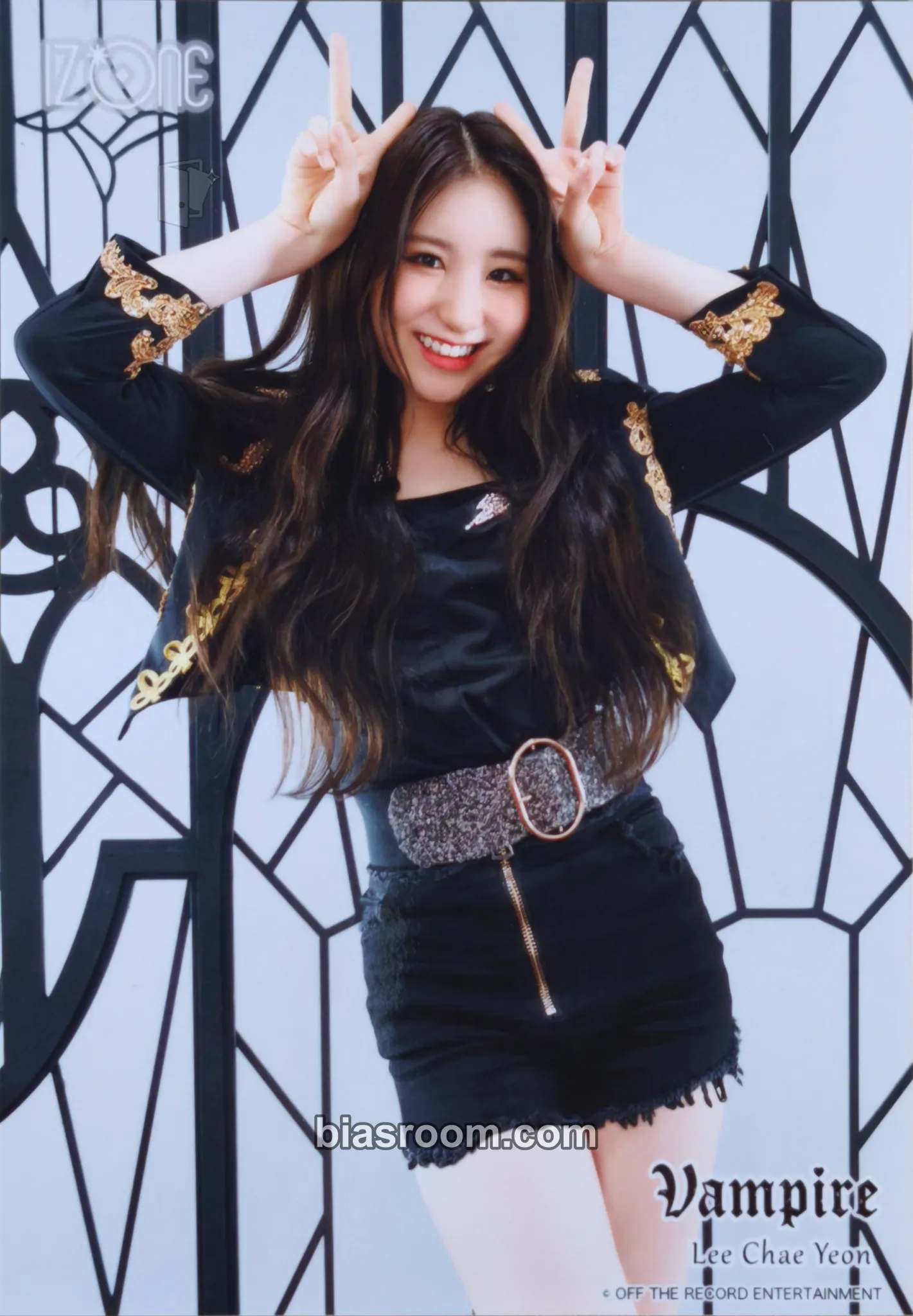 Lee Chaeyeon Vampire Photocard - IZ*ONE - IZ*ONE K-pop photocard