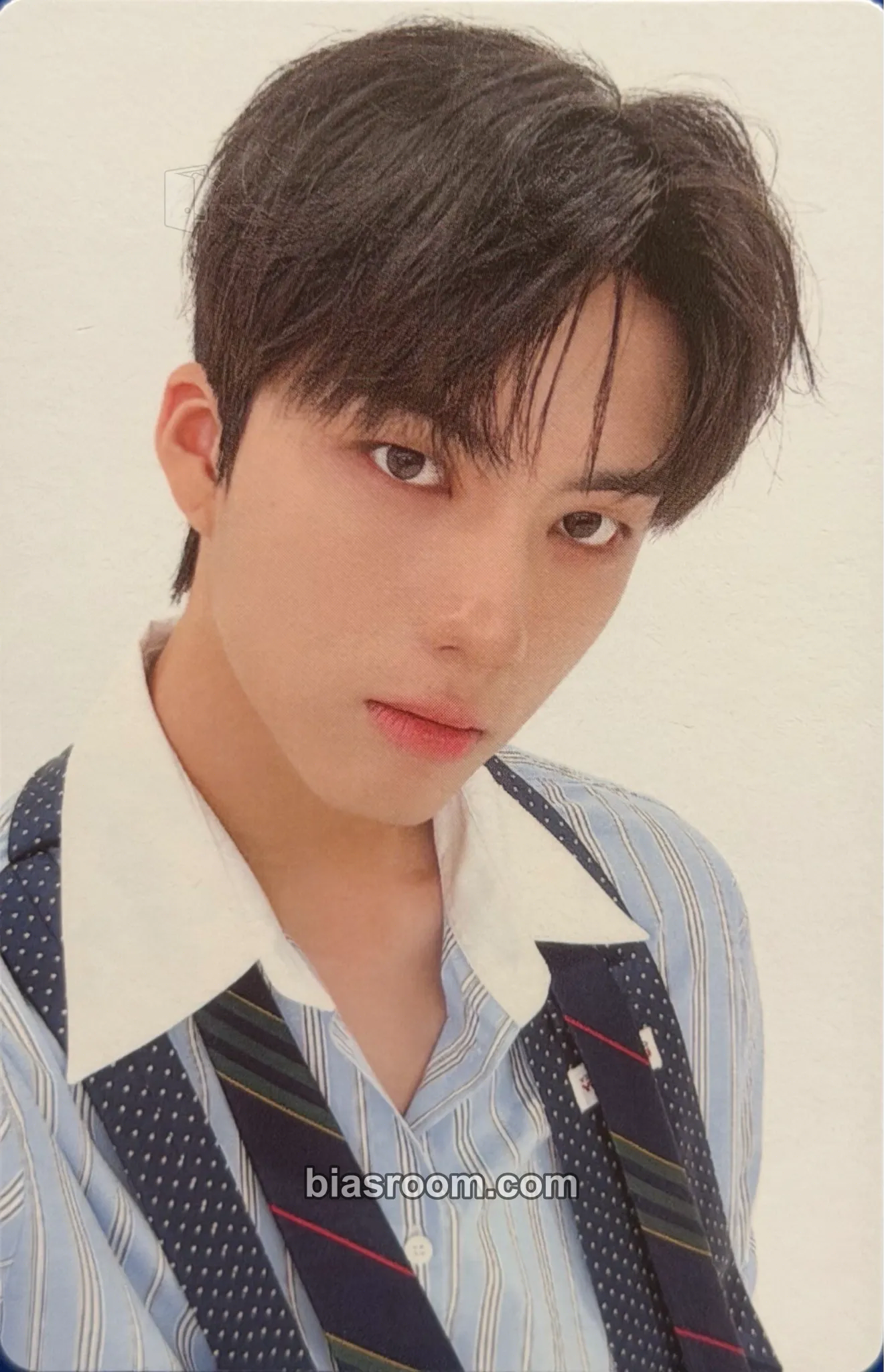Hankook On My Knees Photocard - TRENDZ - TRENDZ K-pop photocard