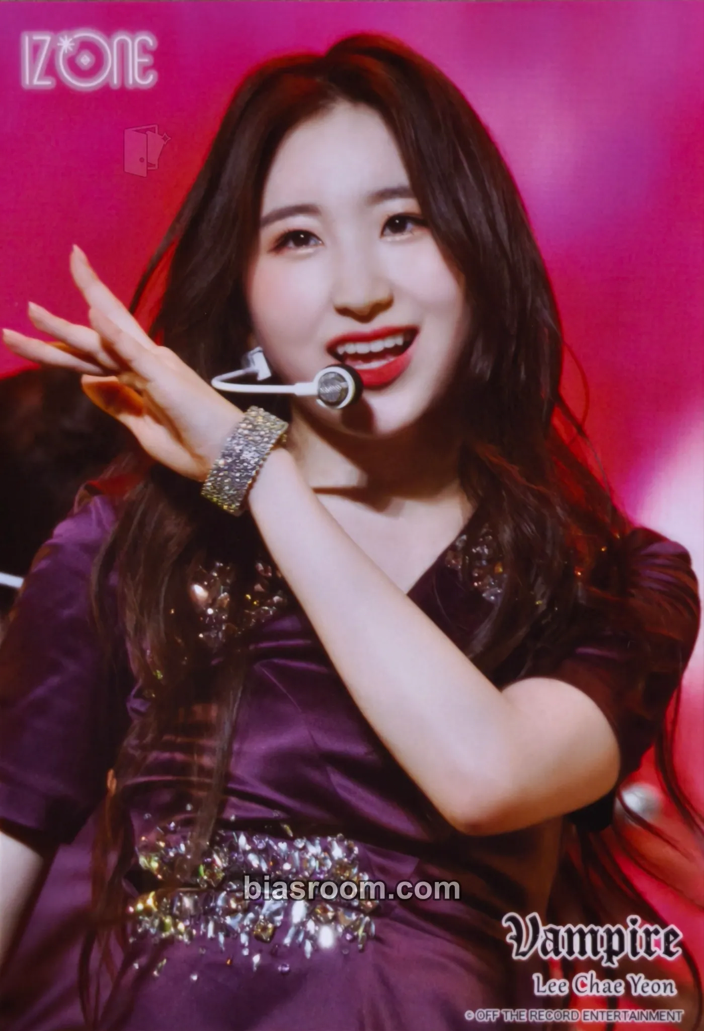 Lee Chaeyeon Vampire Photocard - IZ*ONE - IZ*ONE K-pop photocard