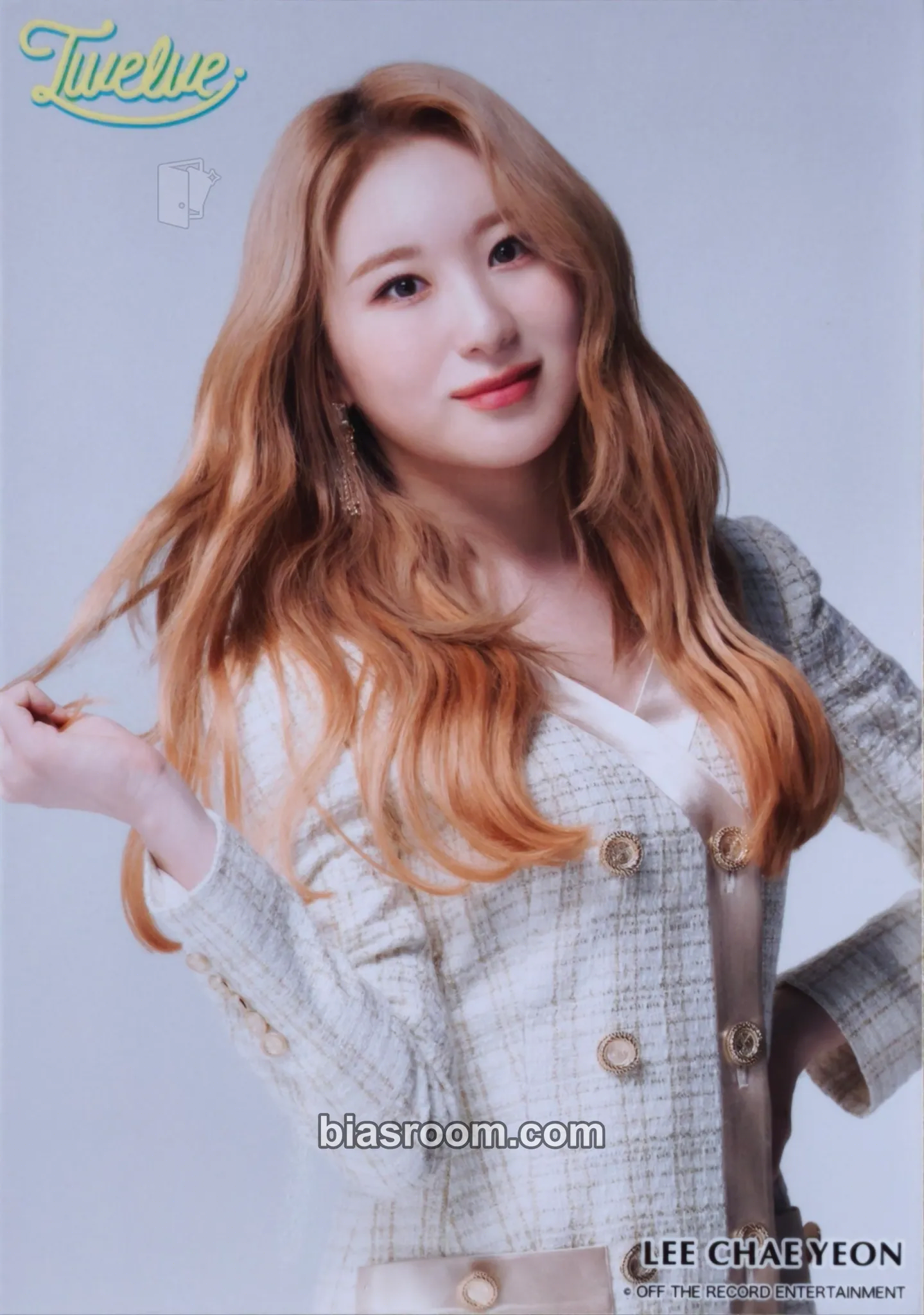 Lee Chaeyeon Twelve Photocard - IZ*ONE - IZ*ONE K-pop photocard