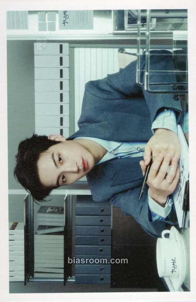 GOT7 - Jay B - TR.EE (Jay B Solo) Album merch inclusion pop-up postcard book withmuu/withdrama