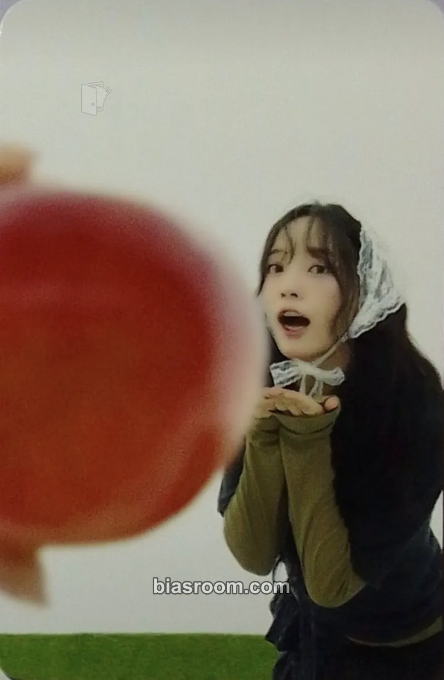 Sejeong Tenth Letter Fan concert Photocard - Kim Se-jeong - Kim Se-jeong K-pop photocard