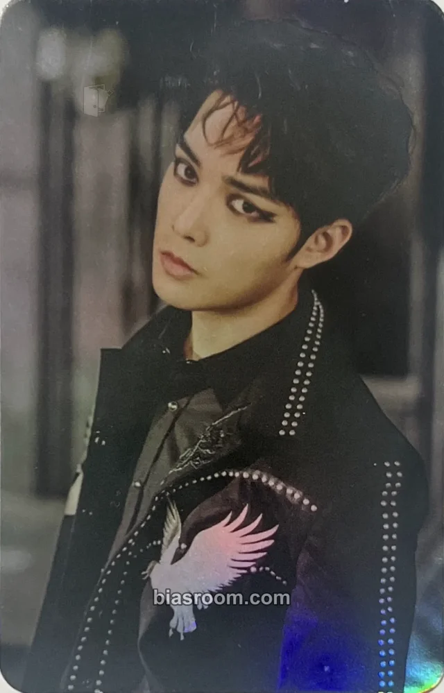 Cross Gene - Yongseok - MIRROR Album album photocard holographic (hologram)