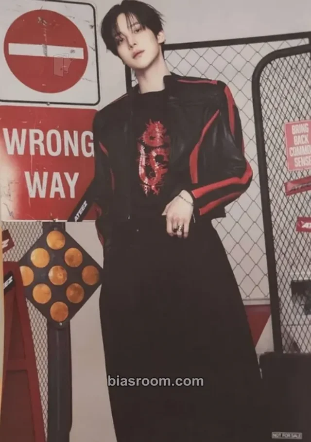 ATEEZ - Yunho - BAD Album flyer tower records japan