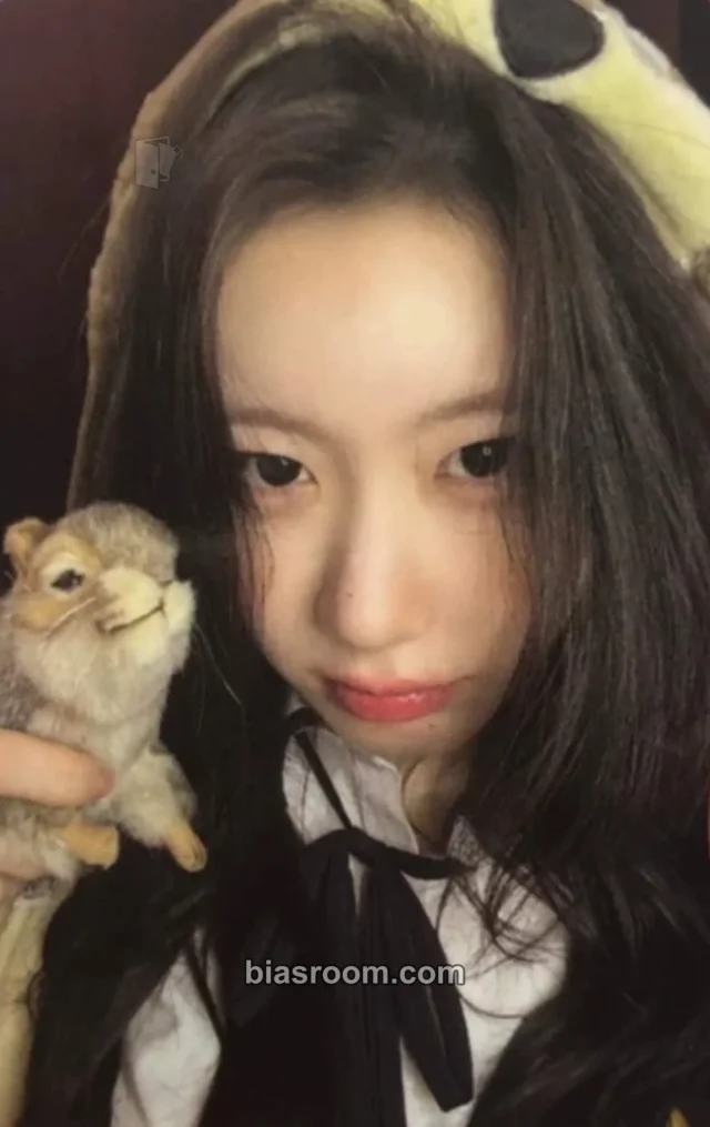 ITZY - Chaeryeong - Motto Album starriver video call (fancall) round 2