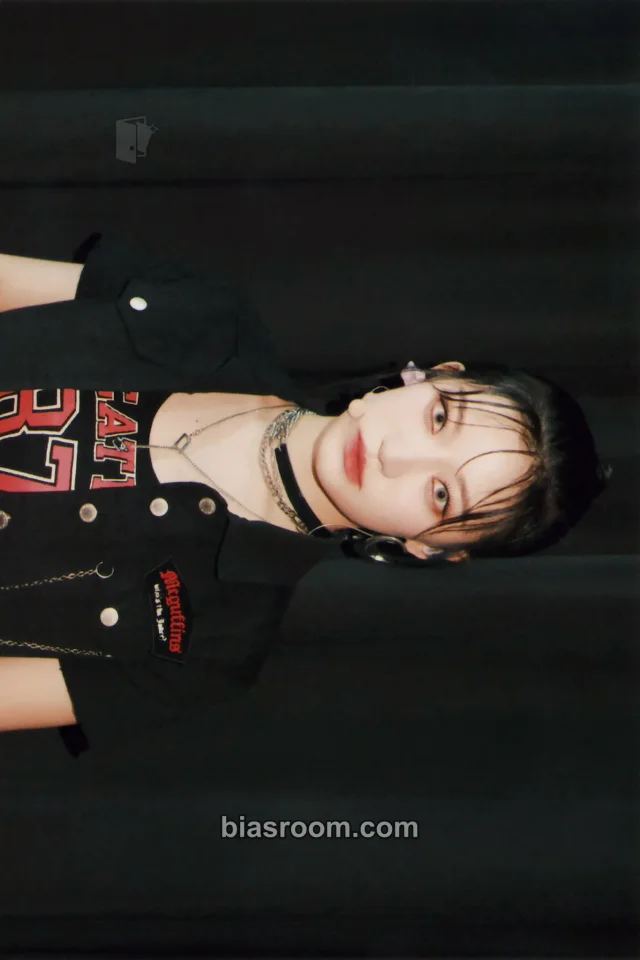 Billlie - Siyoon - The Billage of Perception: Chapter Two Album withmuu/withdrama photo print item set A version